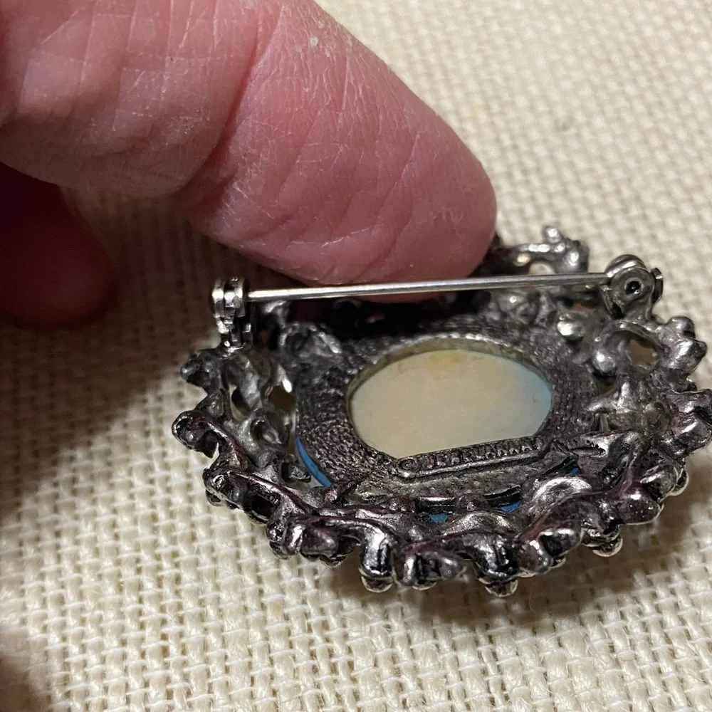 Vintage Jewelarama brooch Silver rainbow disc Brooch
